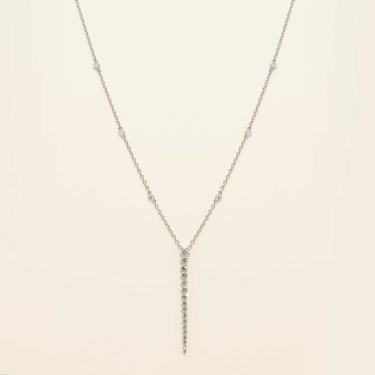 Ashi Couture Graduated Diamond Necklace in 18kt White Gold (1 1/3ct tw)