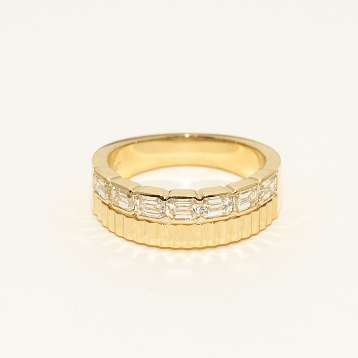 Emerald Cut Diamond Bezel Fashion Ring in 14kt Yellow Gold (1ct tw)