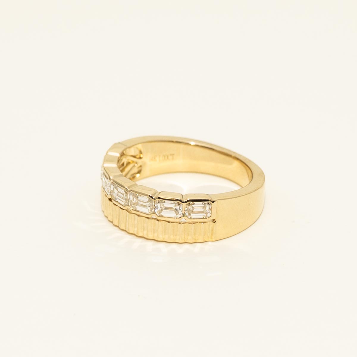 Emerald Cut Diamond Bezel Fashion Ring in 14kt Yellow Gold (1ct tw)
