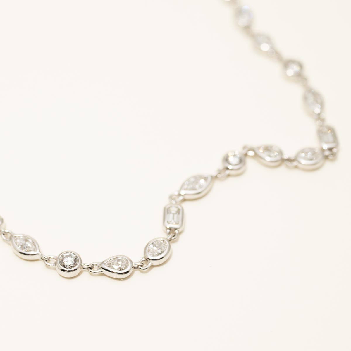 SoHo Collection Multi Shaped Diamond Bezel Necklace in 18kt White Gold (5 1/3ct tw)
