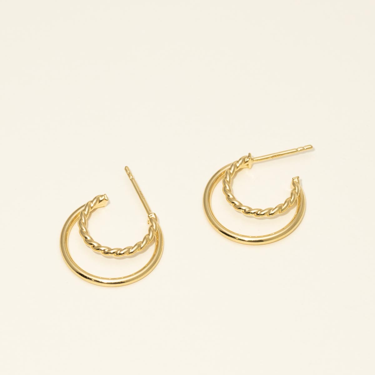 Twisted and Polished Double Hoop Earrings in 14kt Yellow Gold
