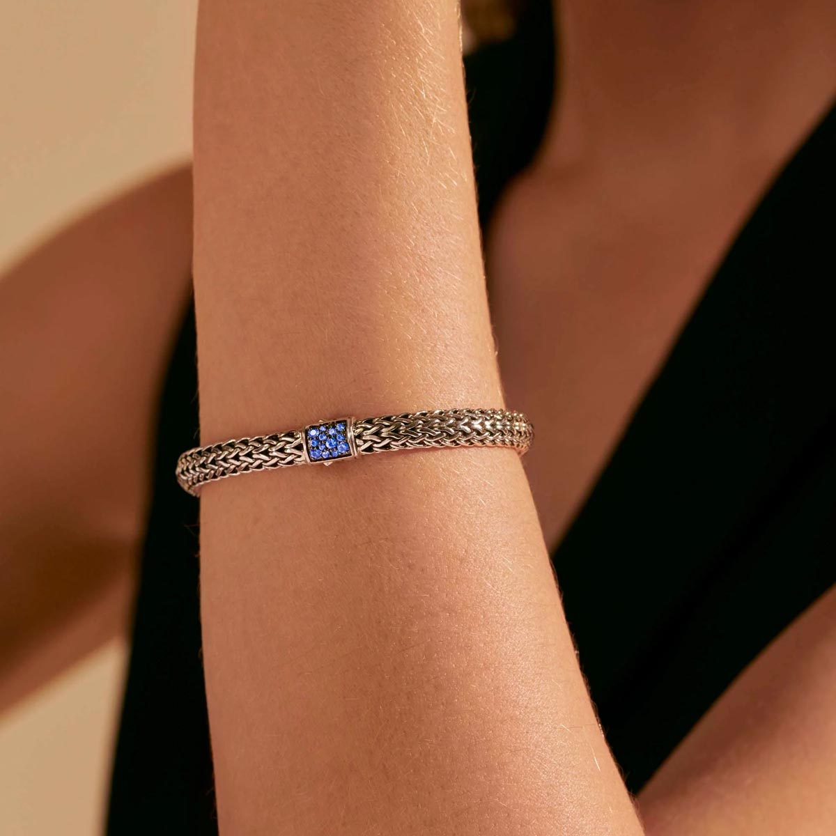 John Hardy Icon Reversible Black and Blue Sapphire Bracelet in Sterling Silver (6.5mm)