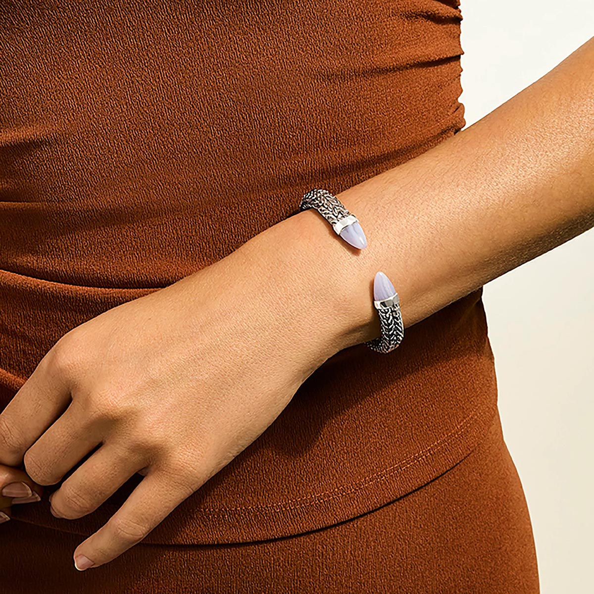 John Hardy Spear Blue Lace Agate Bangle Bracelet in Sterling Silver