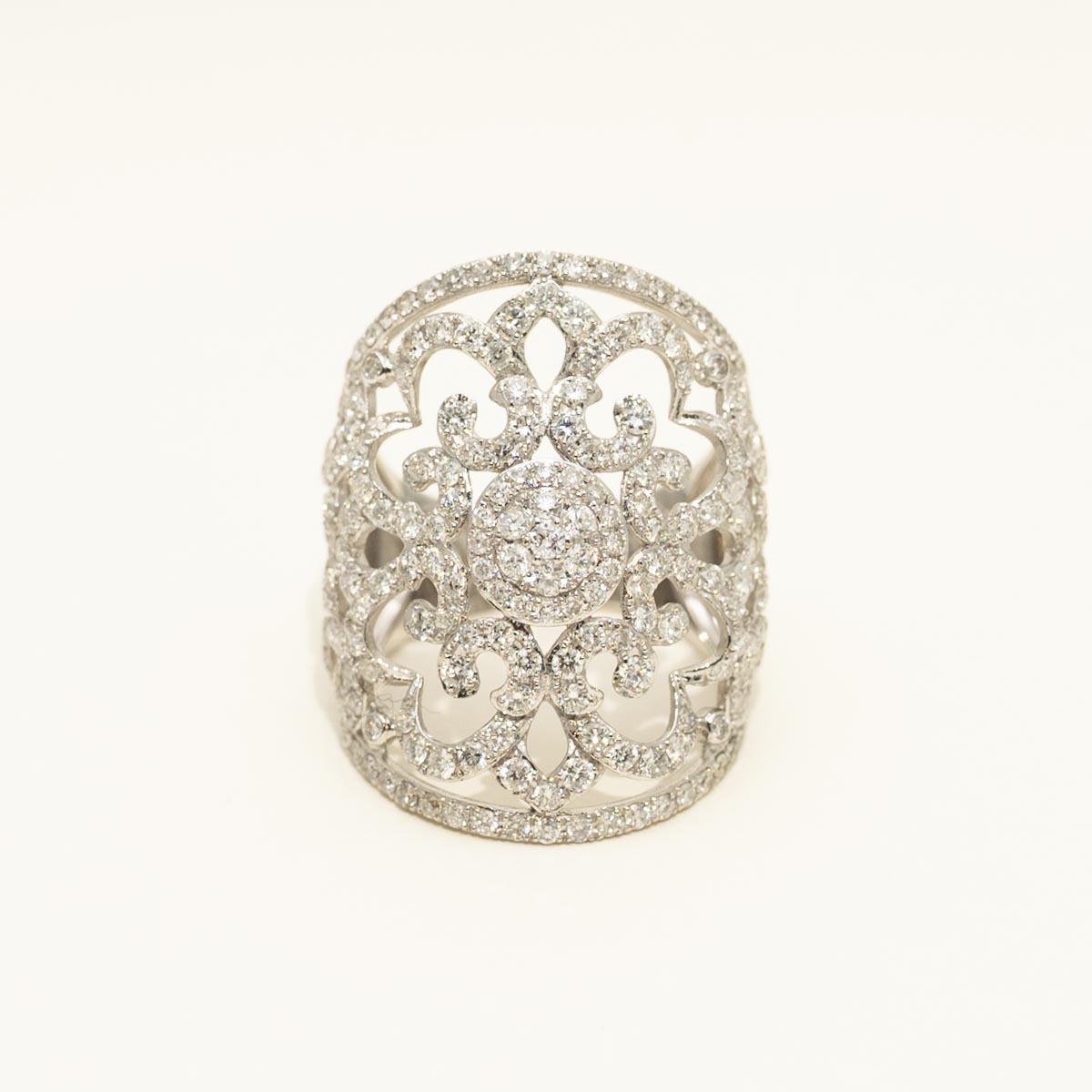 Dabakarov Diamond Flower Fashion Ring in 14kt White Gold (2ct tw)