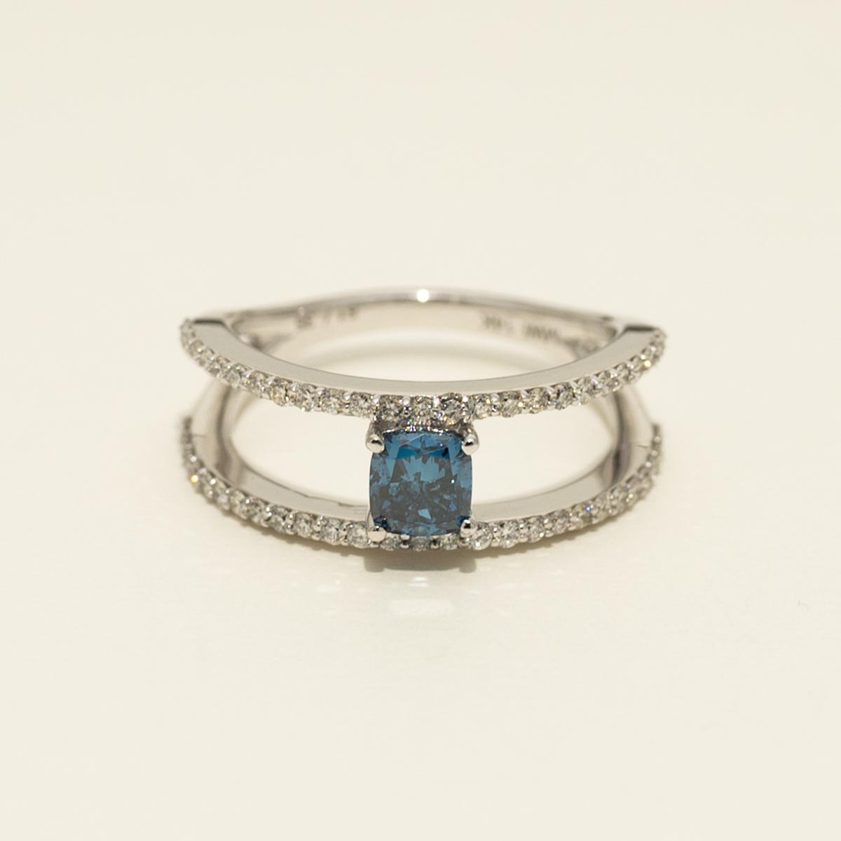 Cushion Cut Blue and White Diamond Fashion Ring in 14kt White Gold (3/4ct tw)