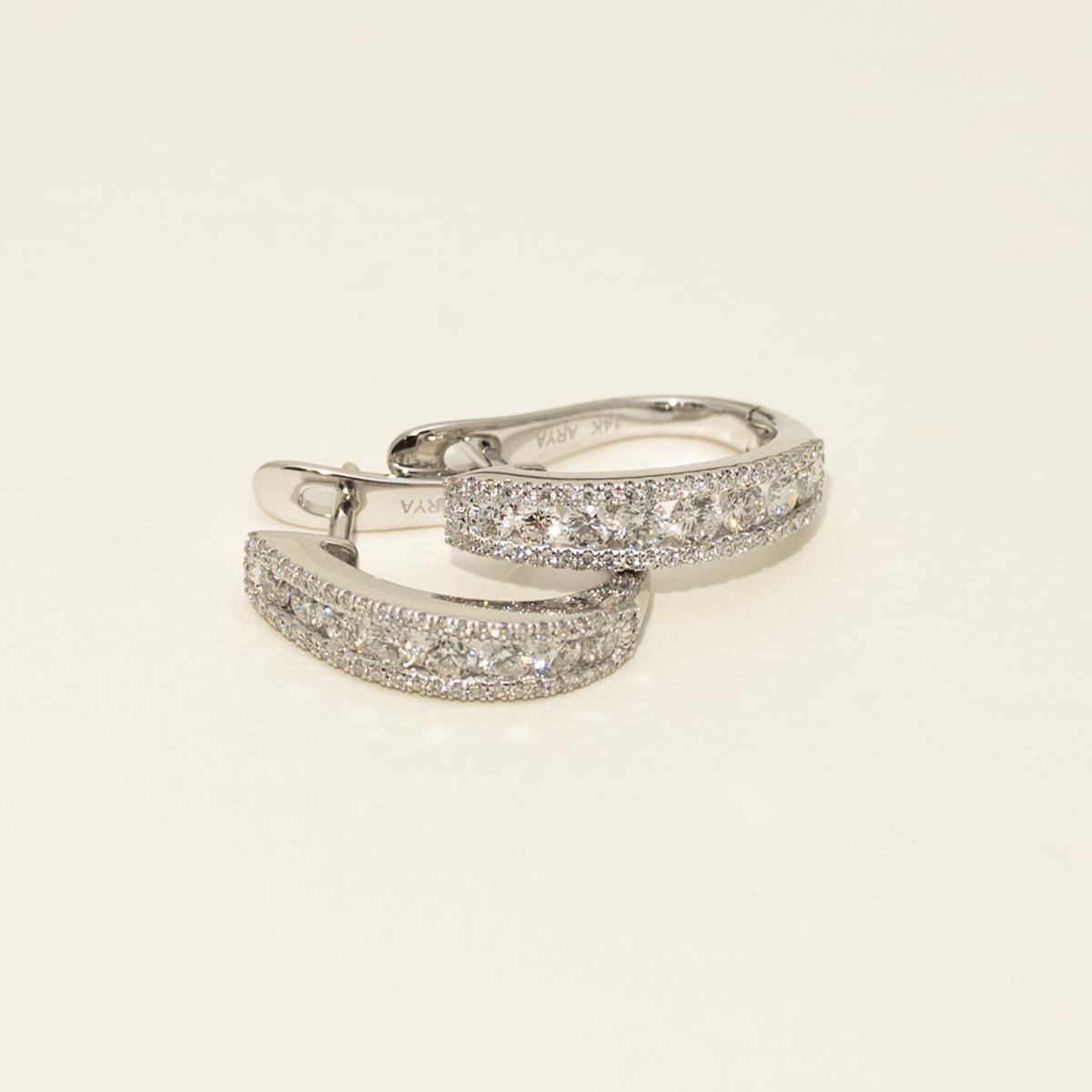 Diamond Hoop Earrings in 14kt White Gold (1 1/4ct tw)