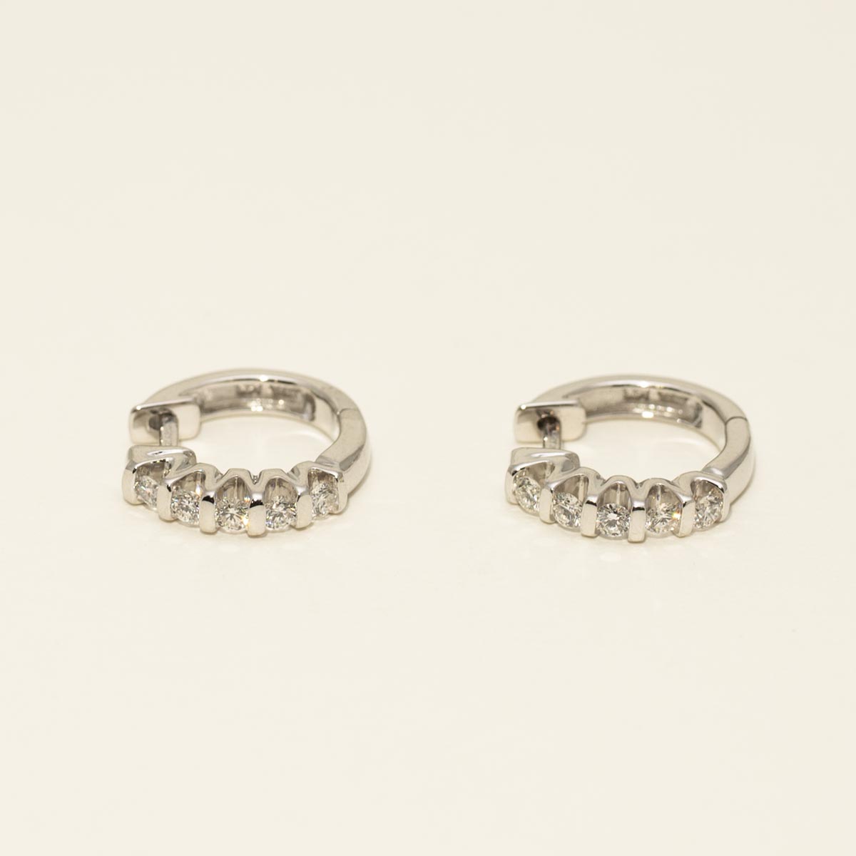 Diamond Hoop Earrings in 14kt White Gold (1/2ct tw)