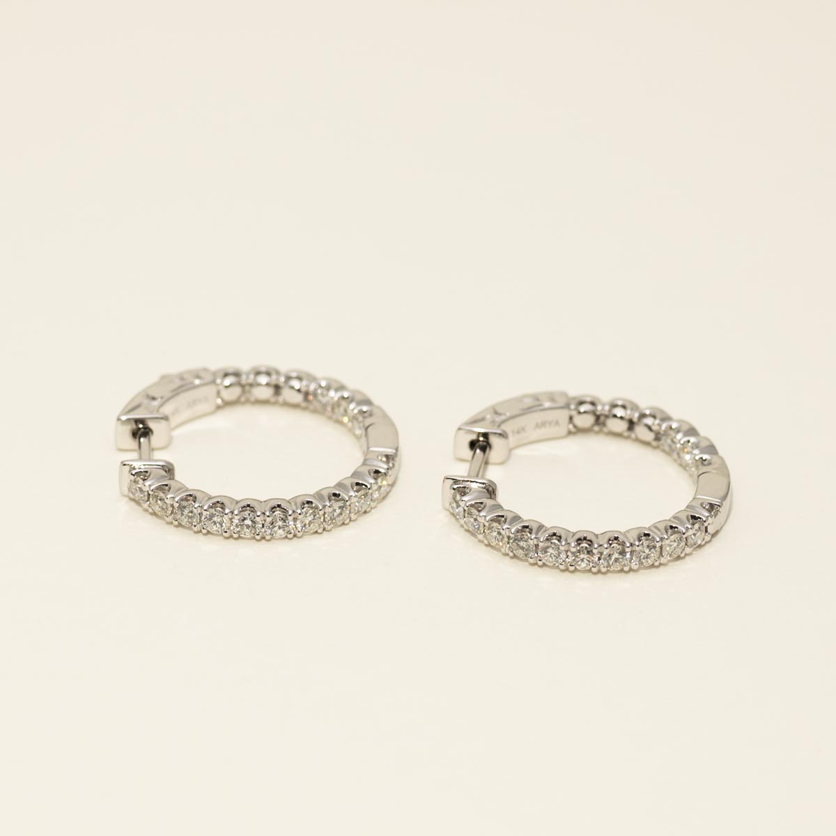 Inside Out Diamond Hoop Earrings in 14kt White Gold (1ct tw)