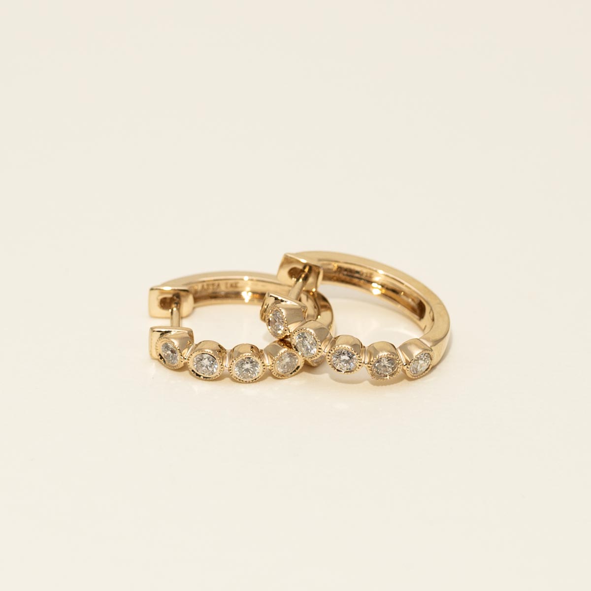 Milgrain Bezel Hoop Earrings in 14kt Yellow Gold (3/8ct tw)