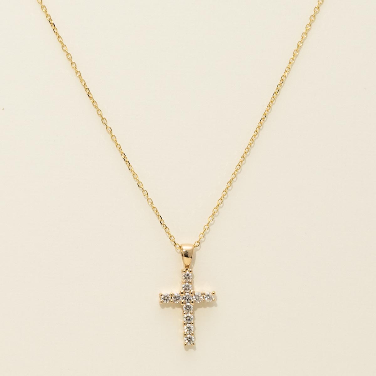 Diamond Cross Necklace in 14kt Yellow Gold (1/4ct tw)