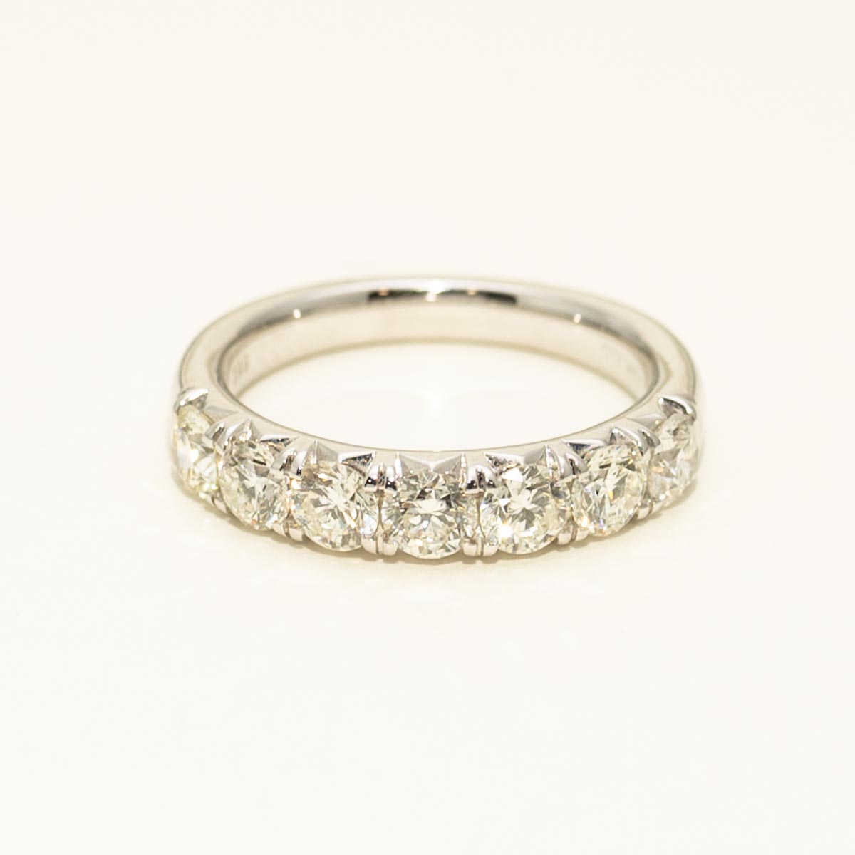 Diamond Wedding Band in 14kt White Gold (1 1/2ct tw)