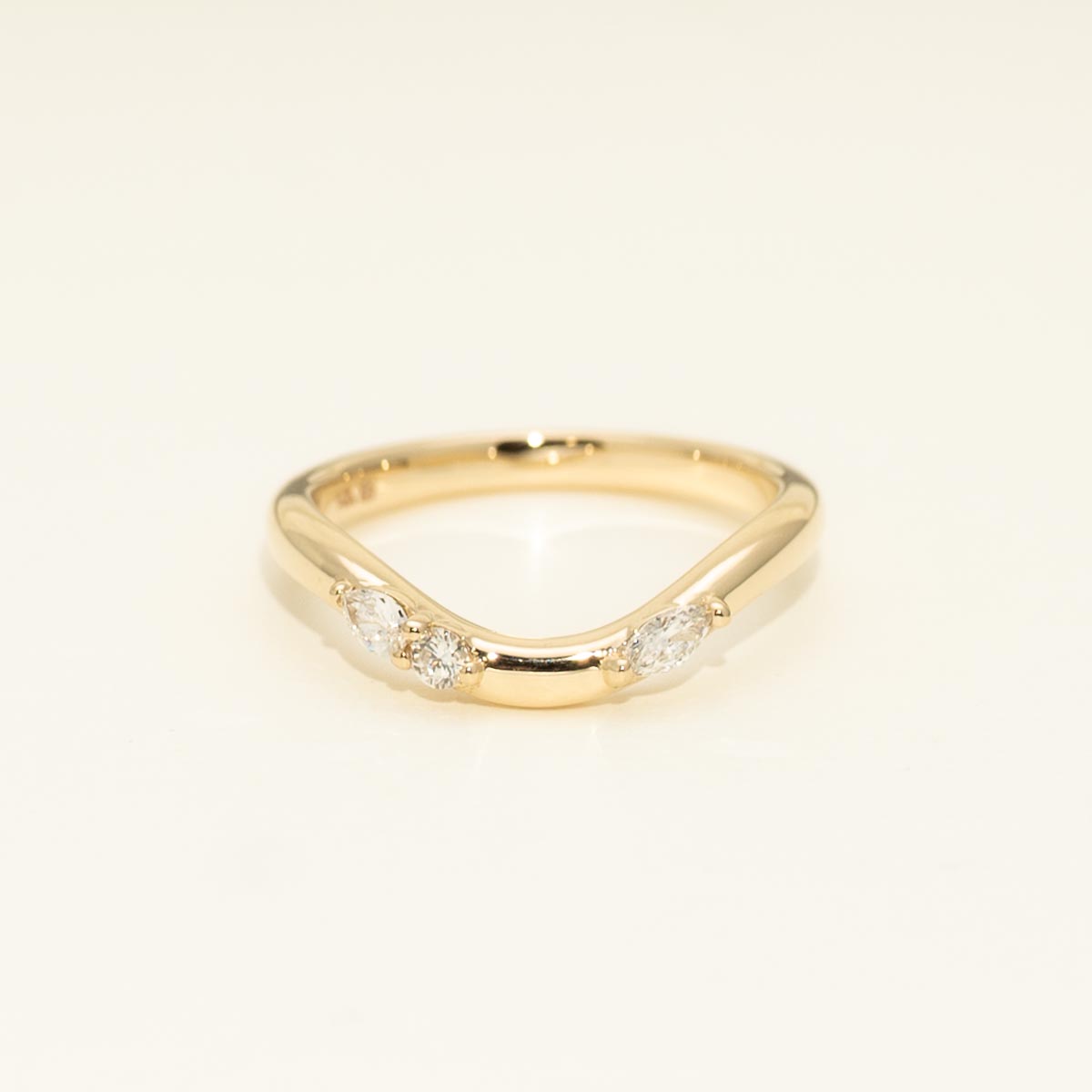 Round, Pear and Marquise Contour Diamond band in 14kt White Gold (1/7ct tw)