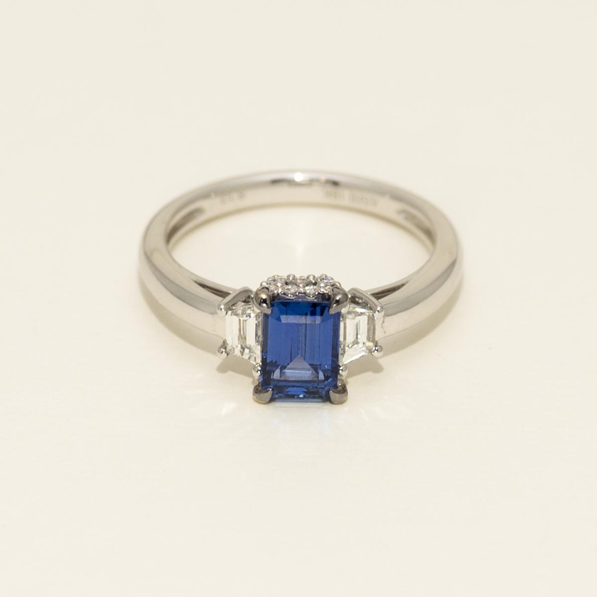 Ashi Couture Emerald Cut Sapphire Ring in 18kt White Gold with Diamonds (1/3ct tw)