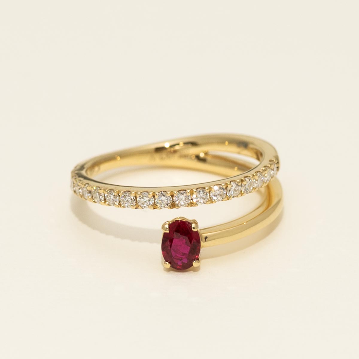 Oval Ruby Bypass Ring in 18kt Yellow Gold with Diamonds (1/3ct tw)