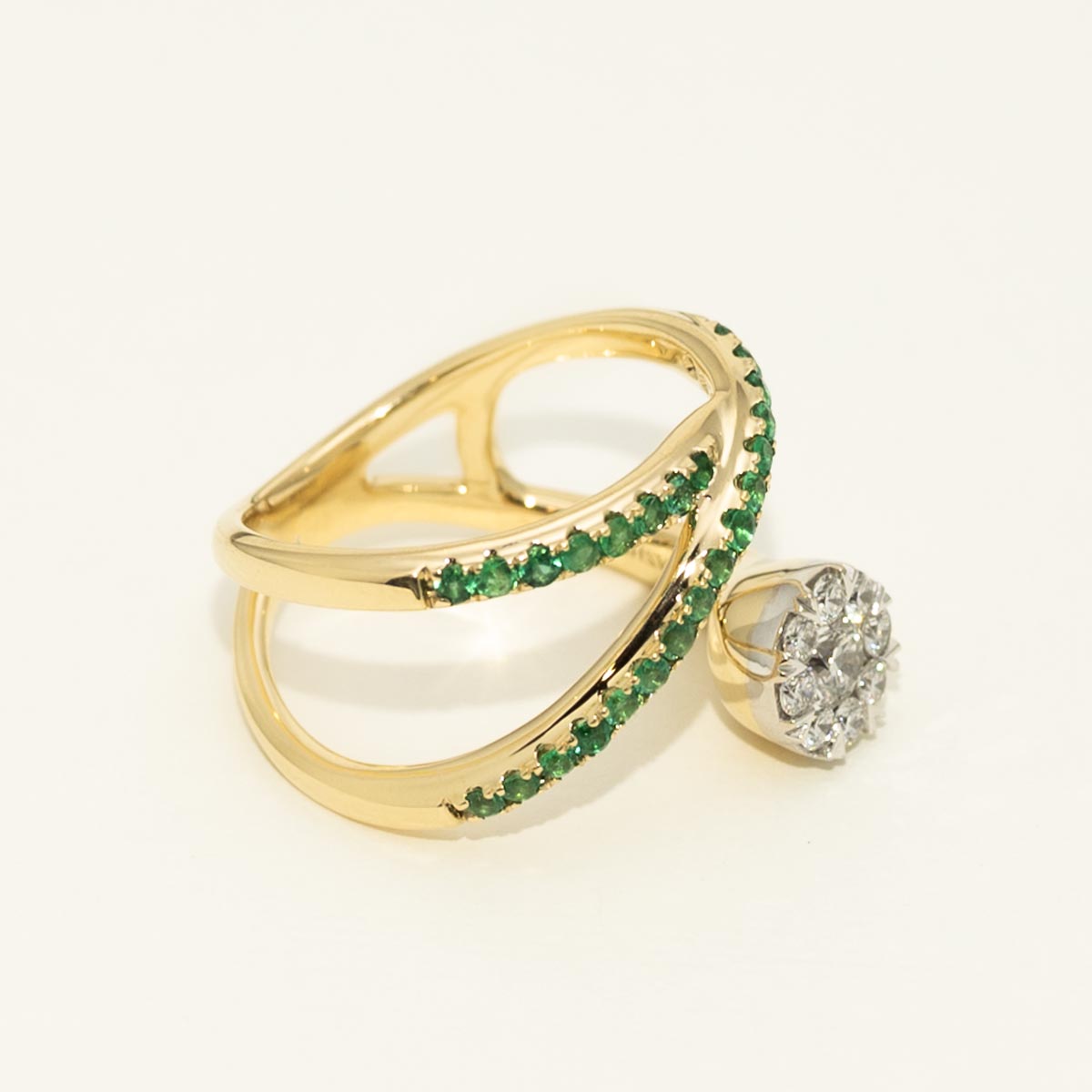 Emerald Fashion Ring in 18kt Yellow and White Gold with Diamonds (1/2ct tw)