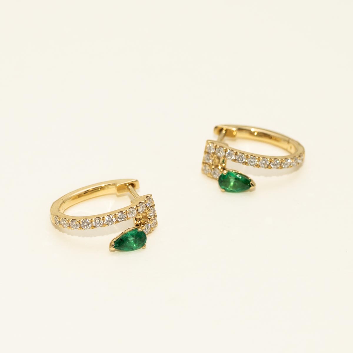 Pear Shaped Emerald Hoop Earrings in 18kt Yellow Gold with Diamonds (3/8ct tw)