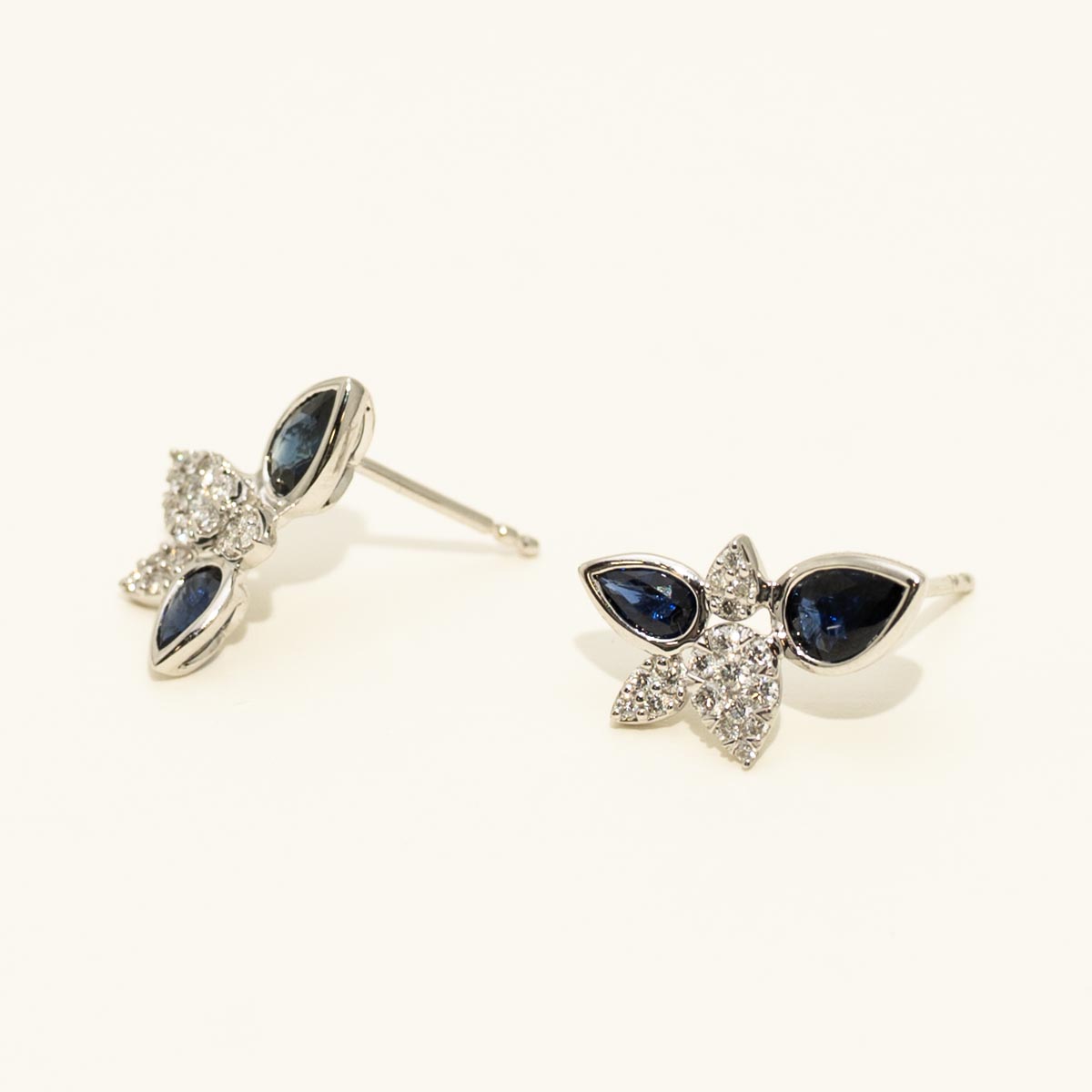 Pear Shaped Sapphire Earrings in 18kt White Gold with Diamonds (1/3ct tw)