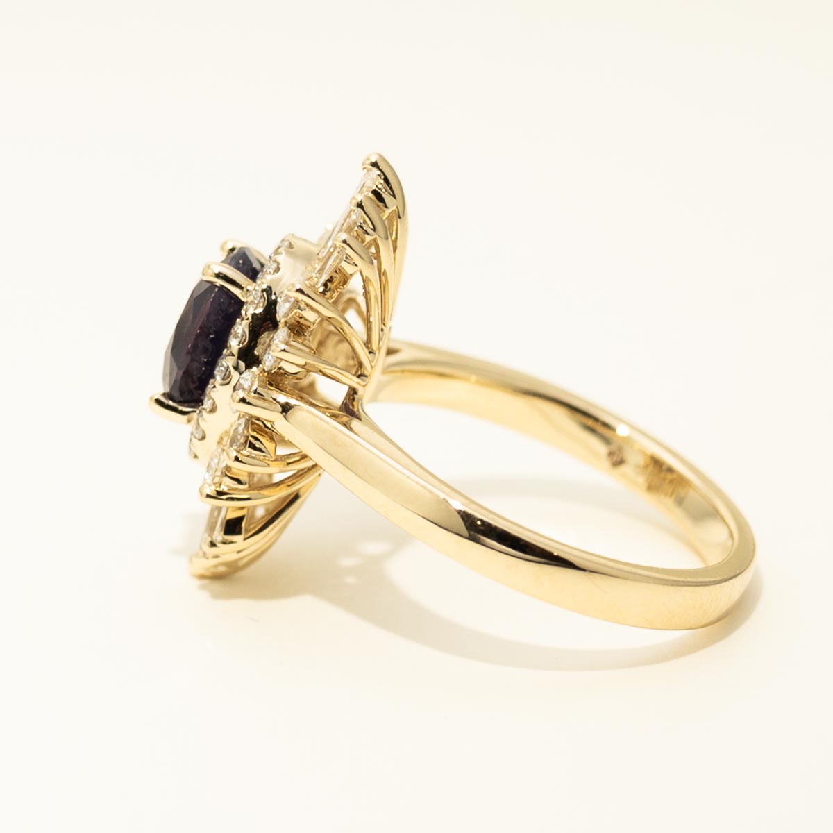 Oval Purple Spinel Ballerina Ring in 14kt Yellow Gold with Diamonds (1ct tw)
