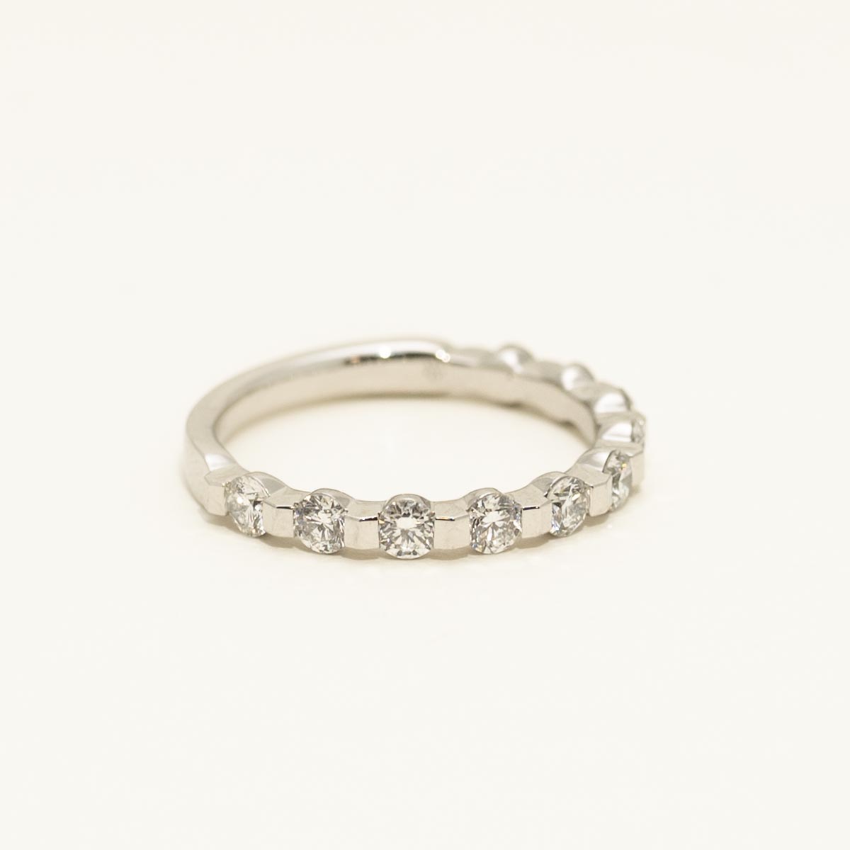 Memoire Precious Prong Diamond Band in Platinum (3/4ct tw)