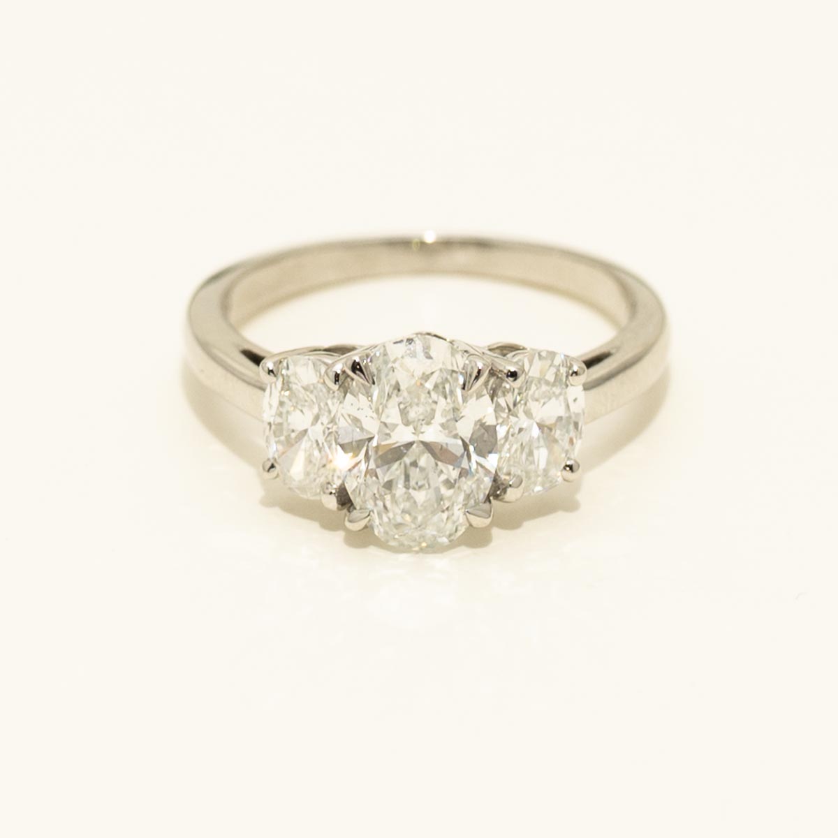 Oval Three Stone Diamond Engagement Ring in Platinum (2 1/2ct tw)