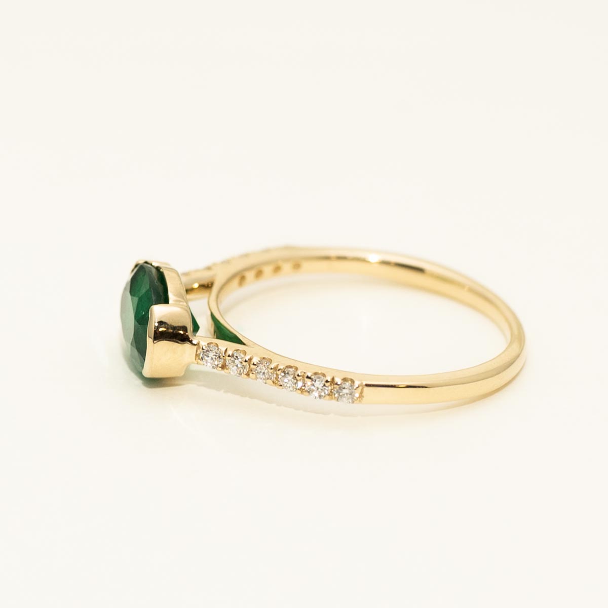 Oval Emerald East West Ring in 14kt Yellow Gold with Diamonds (1/7ct tw)