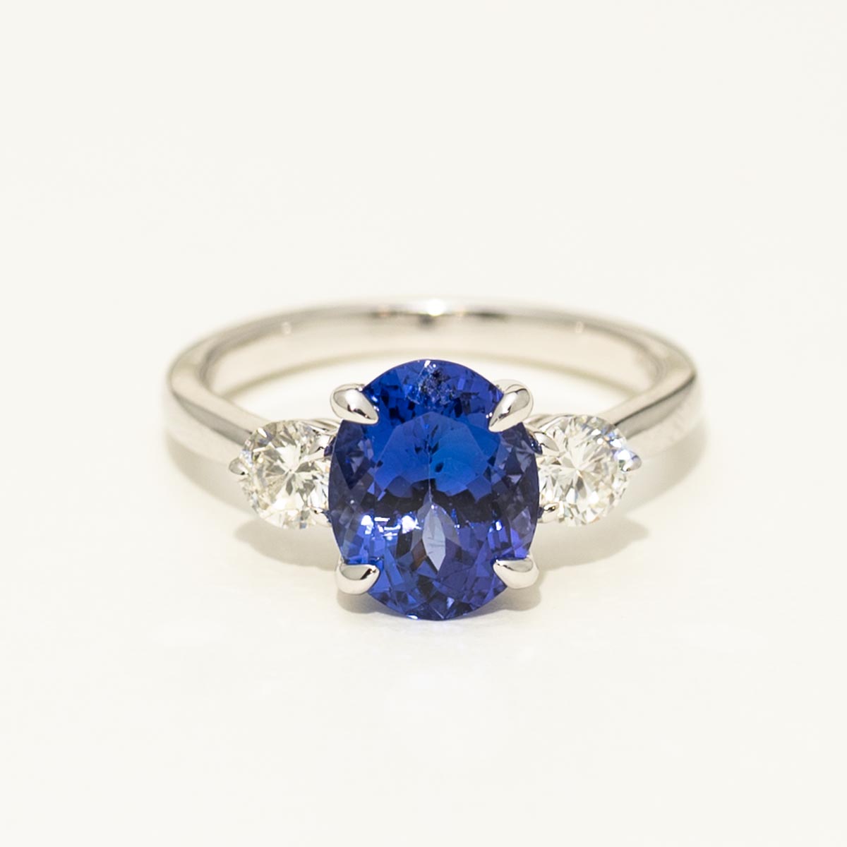 Oval Tanzanite Ring in 14kt White Gold with Diamonds (5/8ct tw)