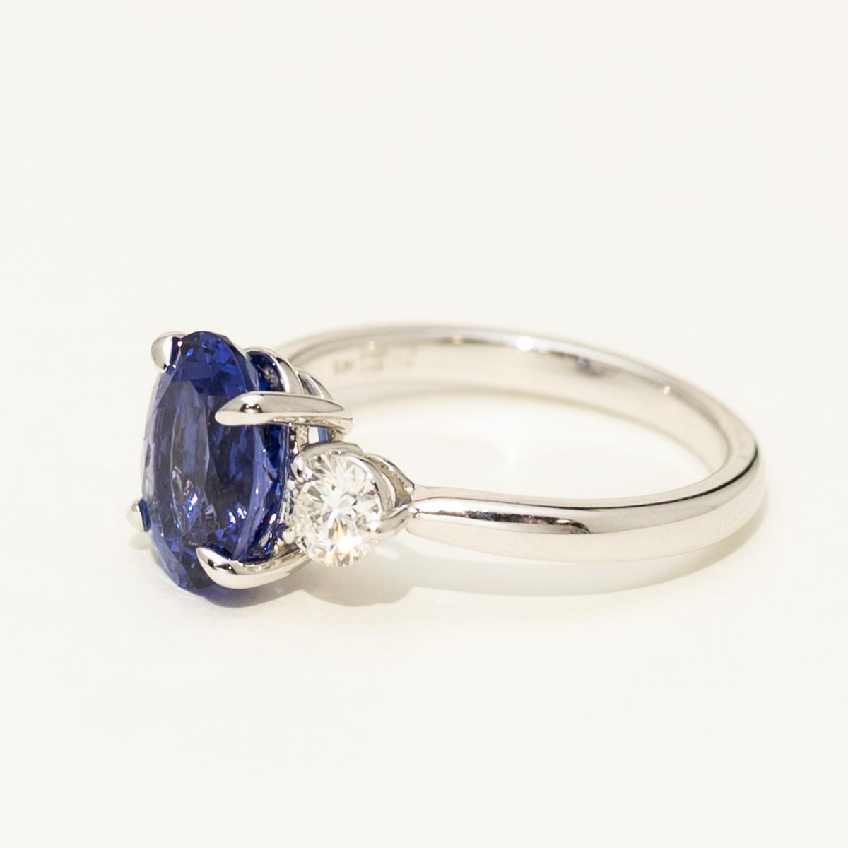 Oval Tanzanite Ring in 14kt White Gold with Diamonds (5/8ct tw)