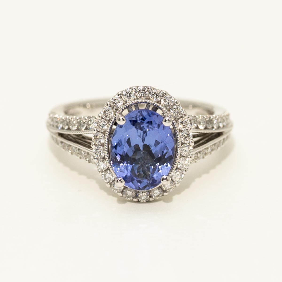 Oval Tanzanite Halo Ring in 14kt White Gold with Diamonds (1/2ct tw)