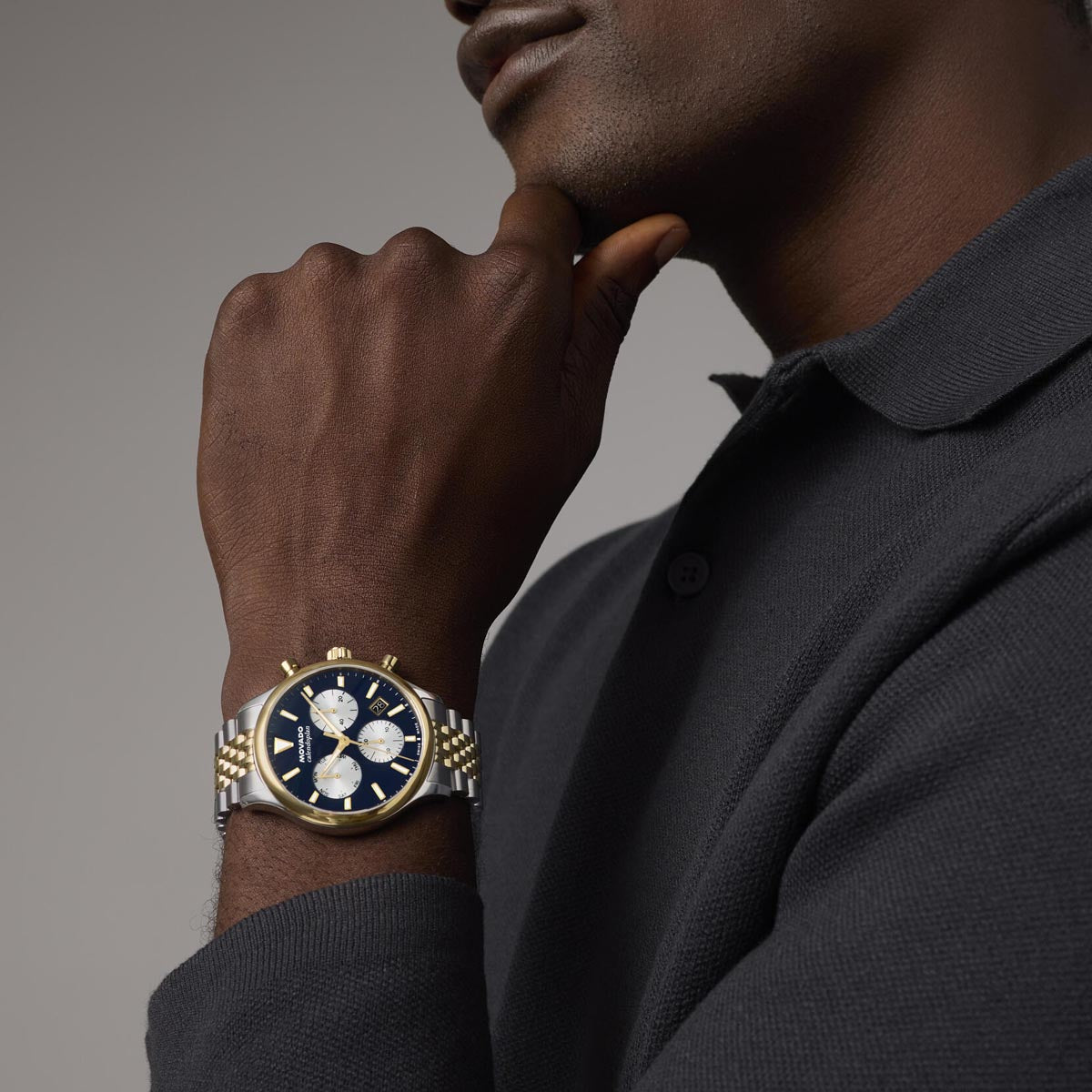 Movado Heritage Calendoplan Chronograph Watch with Navy and White Dial and White and Yellow Stainless steel Bracelet (43mm and quartz movement)