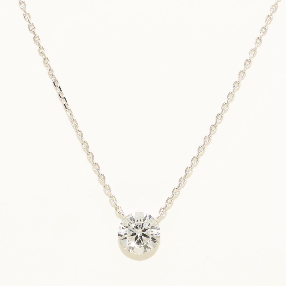 Lab Grown Diamond Solitaire Necklace in 14kt White Gold (1 1/2ct tw)
