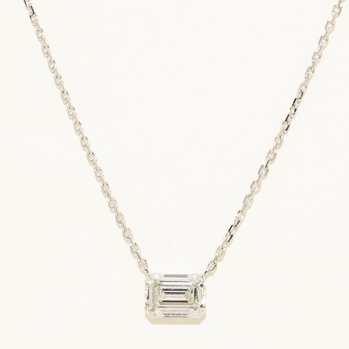 Lab Grown Emerald Cut Diamond East West Necklace in 14kt White Gold (2ct tw)