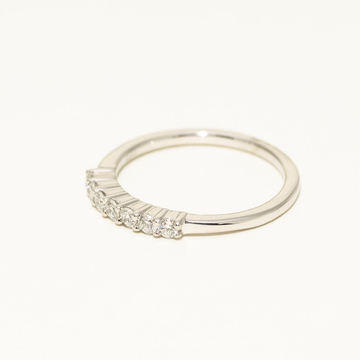 Diamond Wedding Band in 14kt White Gold (1/4ct tw)