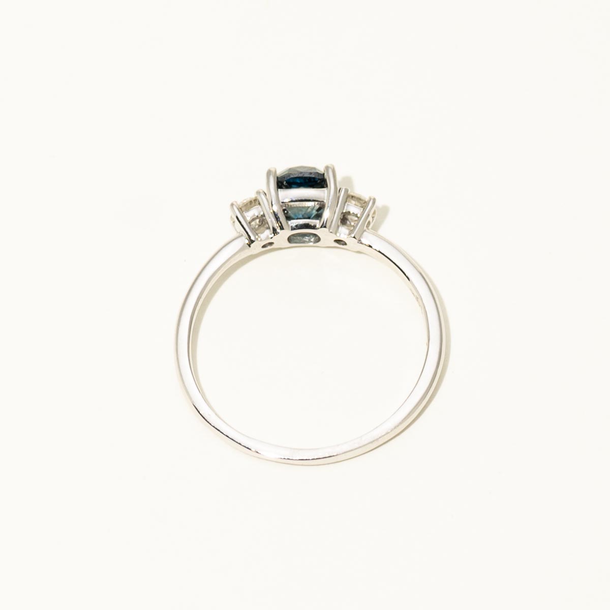 Blue and White Diamond Three Stone Engagement Ring in 14kt White Gold (1ct tw)
