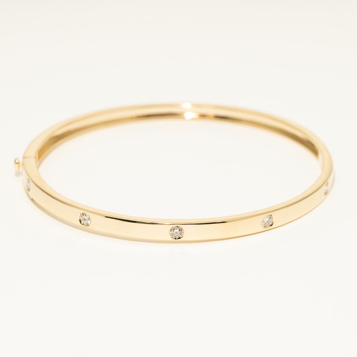 Diamond Bangle Bracelet in 14kt Yellow Gold (1/3ct tw)