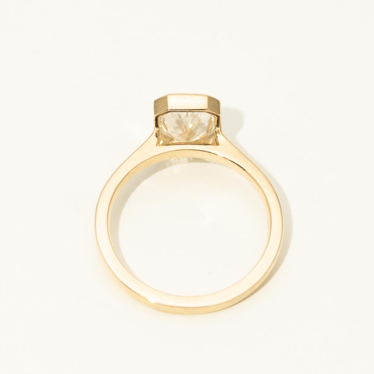 Lab Grown Radiant Cut Diamond Bezel Engagement Ring in 14kt Yellow Gold (2ct)