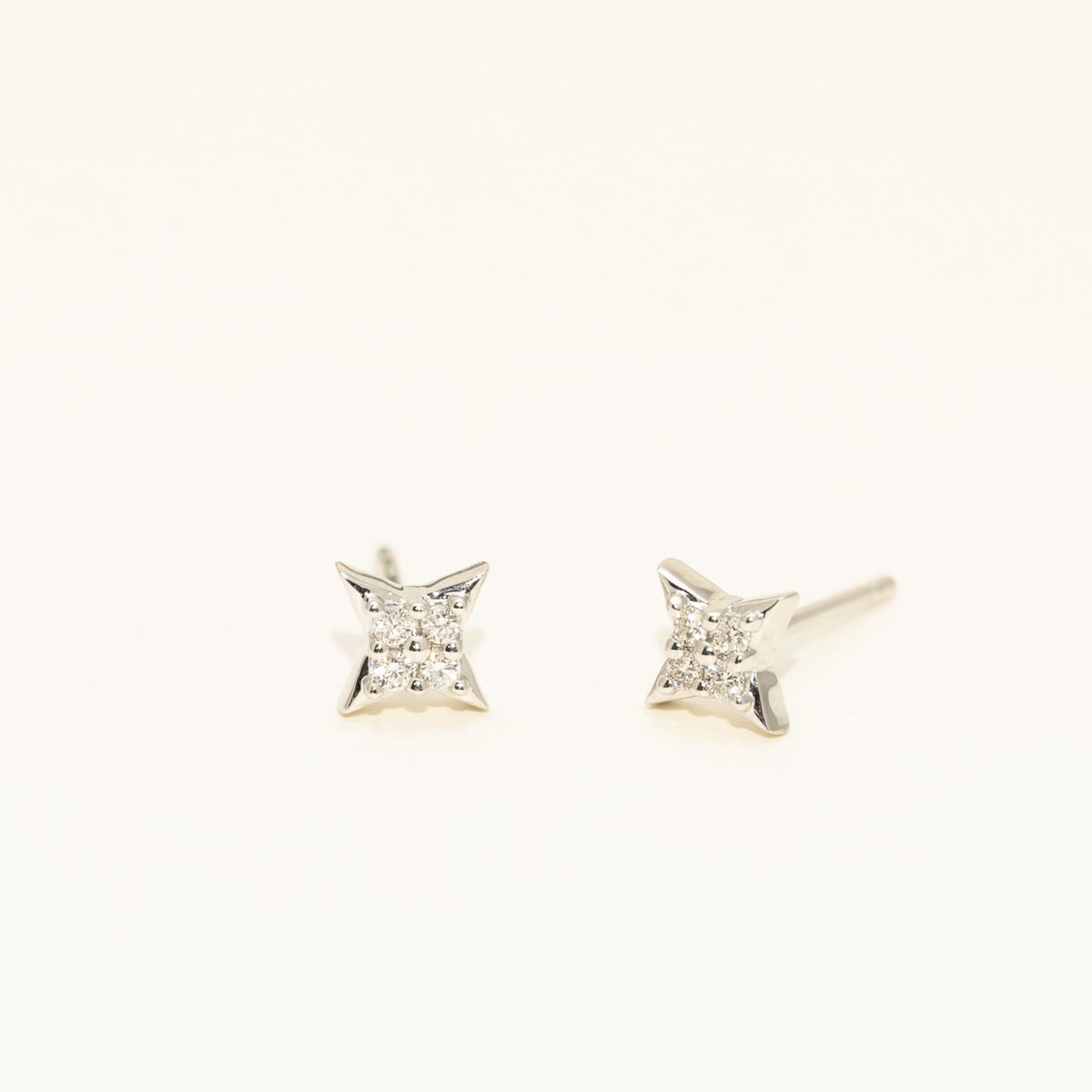 Star of Hope Diamond Stud Earrings in Sterling Silver (1/10ct tw)