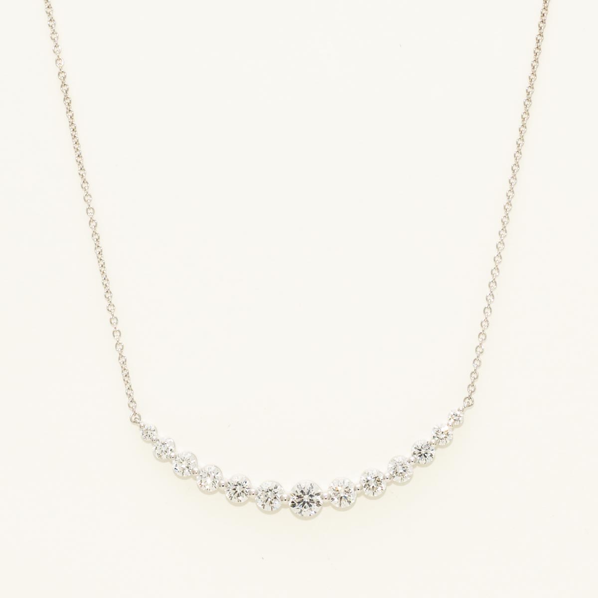 Memoire Diamond Smile Necklace in 18kt White Gold (2ct tw)