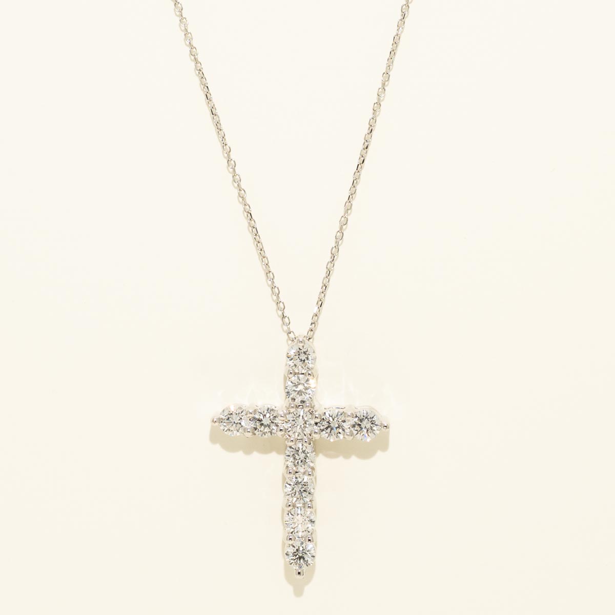 Diamond Cross Necklace in 14kt White Gold (1 1/2ct tw)