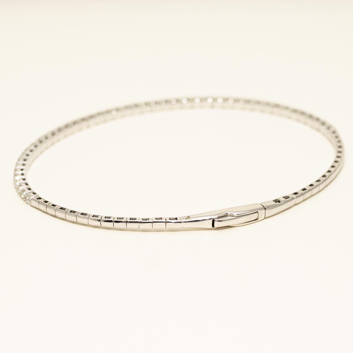 Diamond Flex Bangle Bracelet in 14kt White Gold (1/2ct tw)