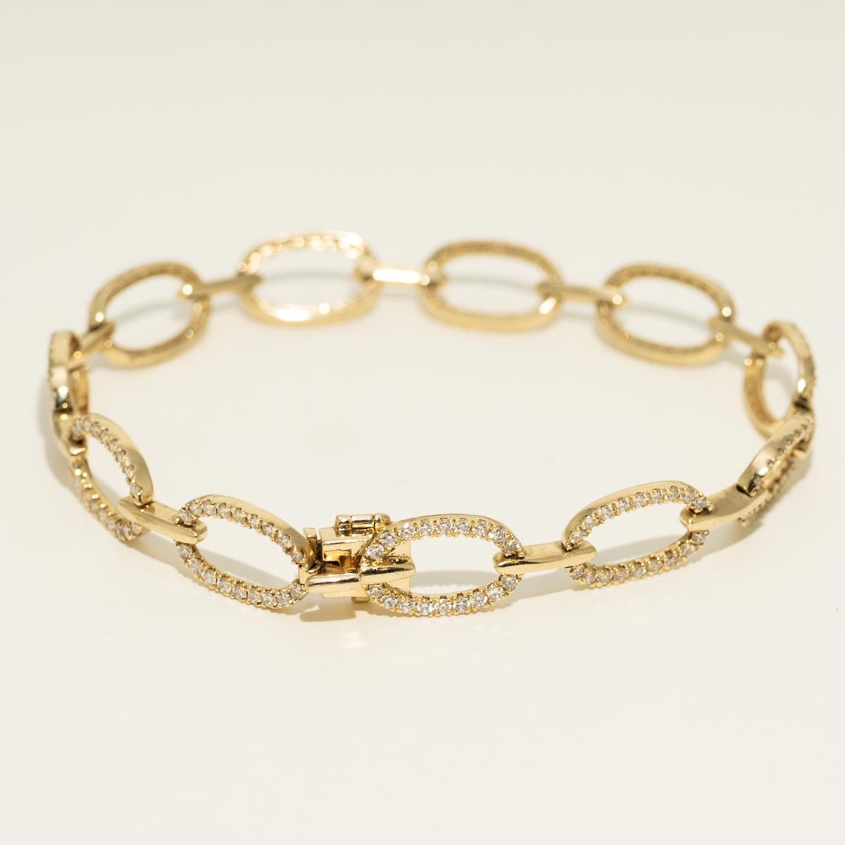 Diamond Oval Link Bracelet in 14kt Yellow Gold (2ct tw)
