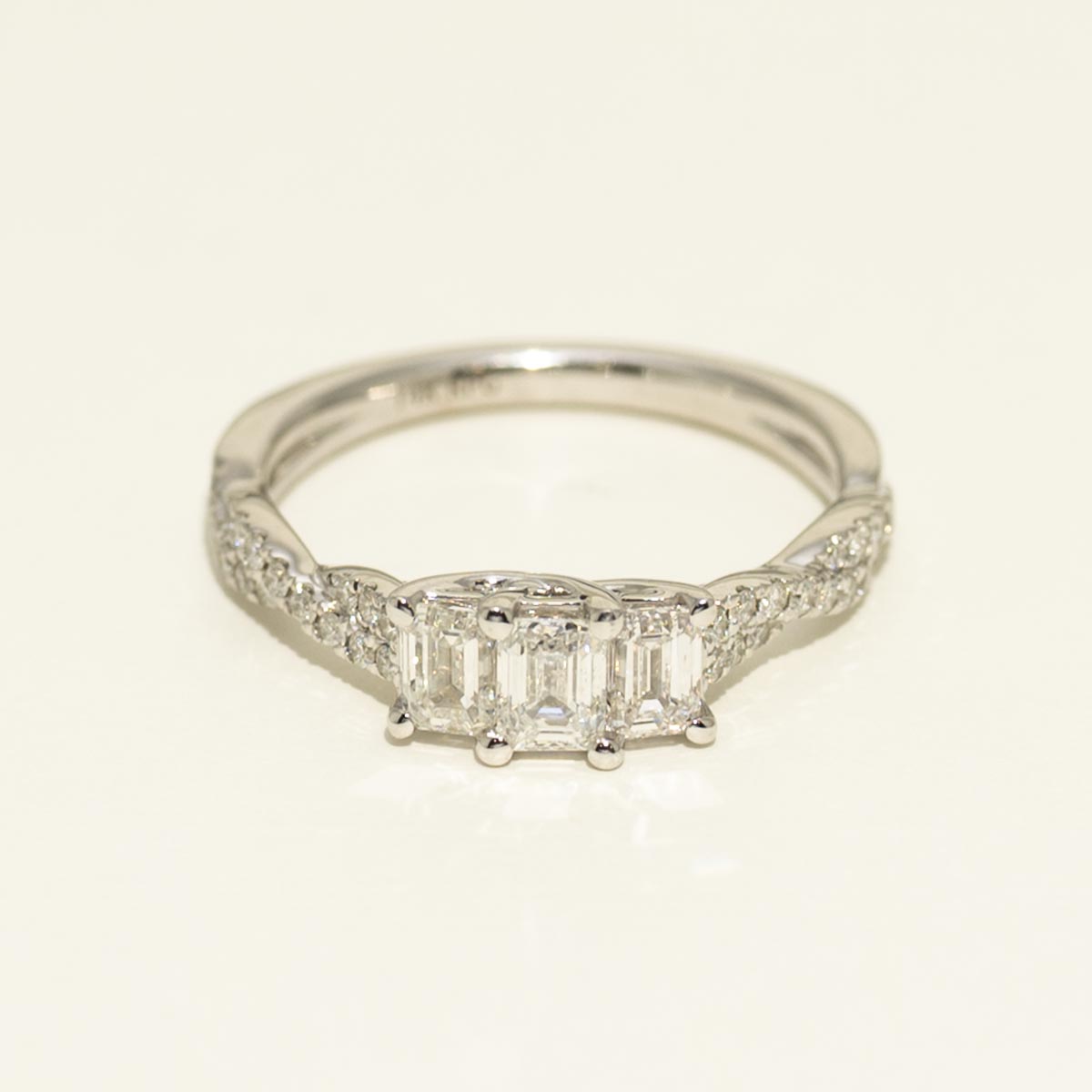 Three Stone Emerald Cut Diamond Engagement Ring in 14kt White Gold (1ct tw)