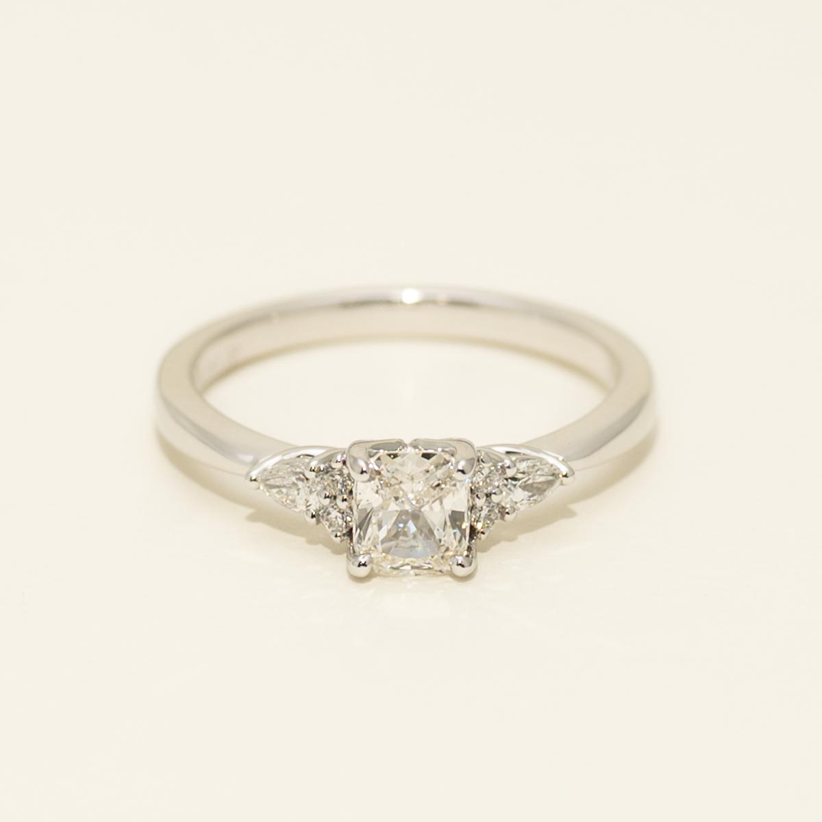 Cushion Cut Diamond Engagement Ring in 14kt White Gold (5/8ct tw)