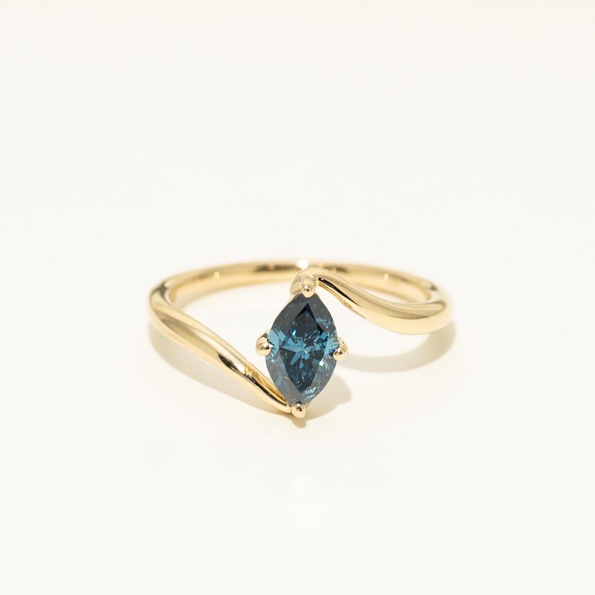 Blue Marquise Diamond Solitaire Bypass Ring in 14kt Yellow Gold (5/8ct tw)