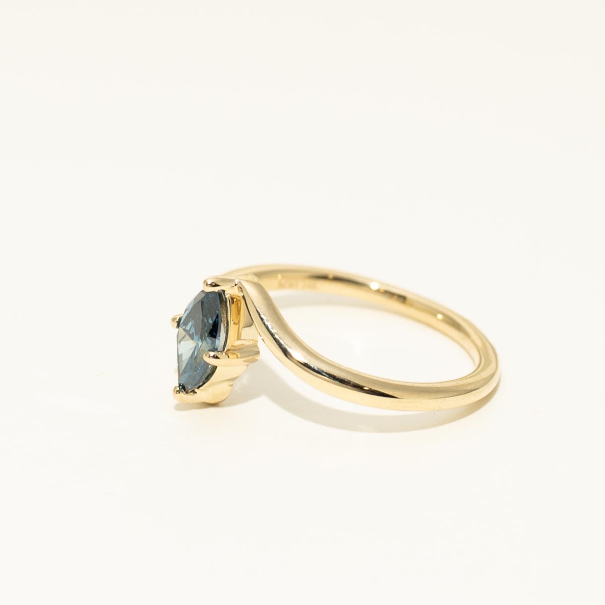 Blue Marquise Diamond Solitaire Bypass Ring in 14kt Yellow Gold (5/8ct tw)