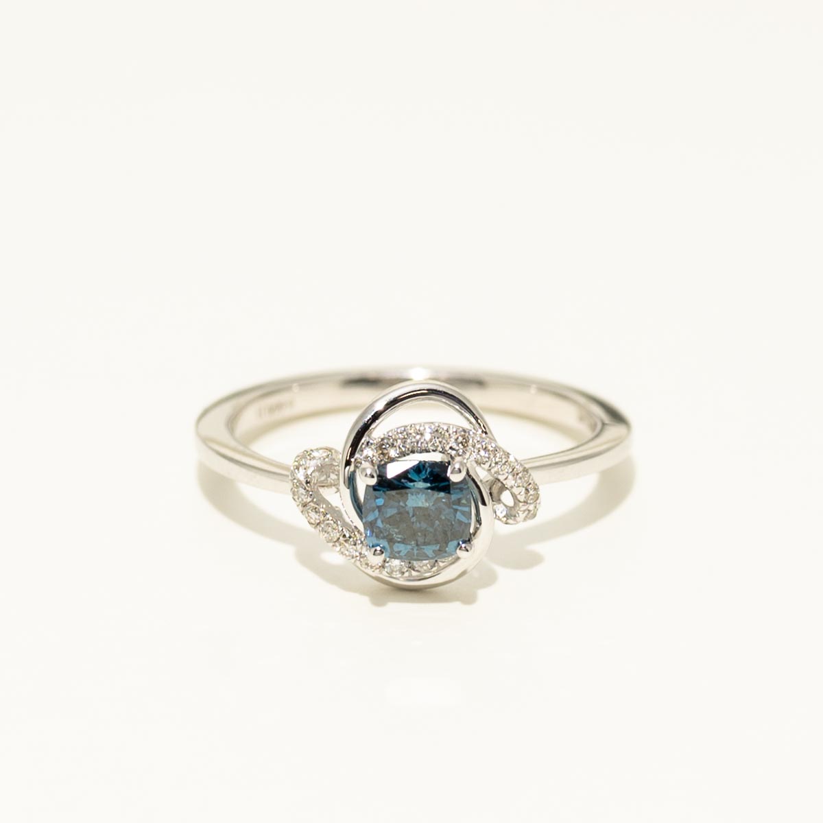 Blue Diamond Fashion Ring in 14kt White Gold (3/4ct tw)