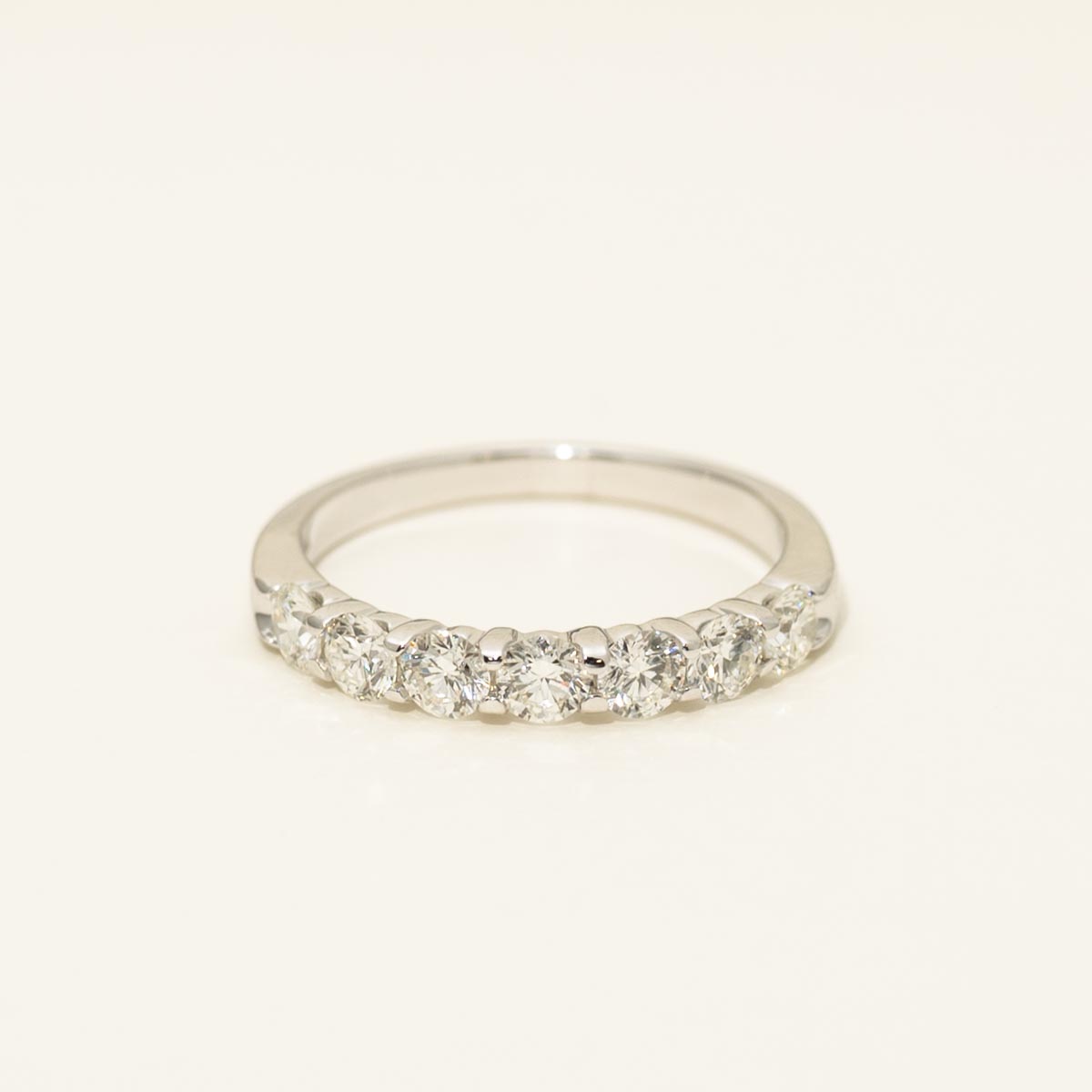 Diamond Wedding Band in 14kt White Gold (1ct tw)