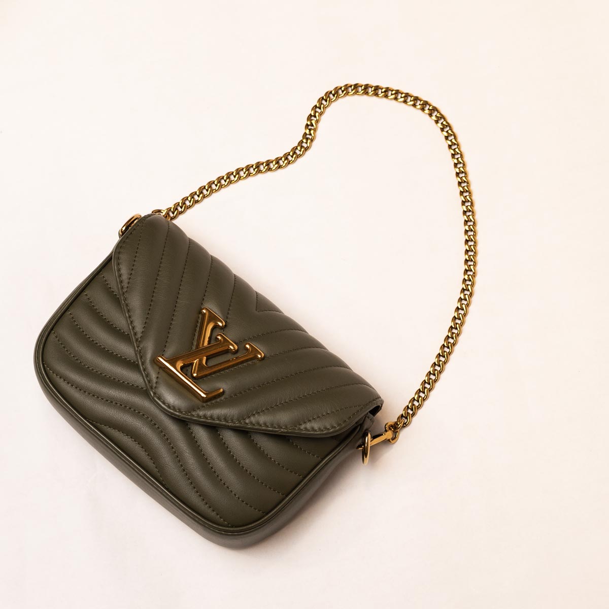 Pre Owned Louis Vuitton Green Leather New Wave Pochette