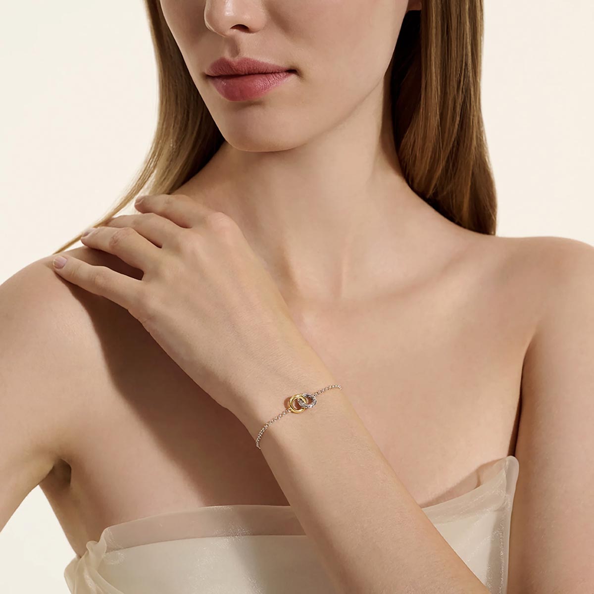 John Hardy Essentials Interlinking Circle Bracelet in Sterling Silver and 14kt Yellow Gold