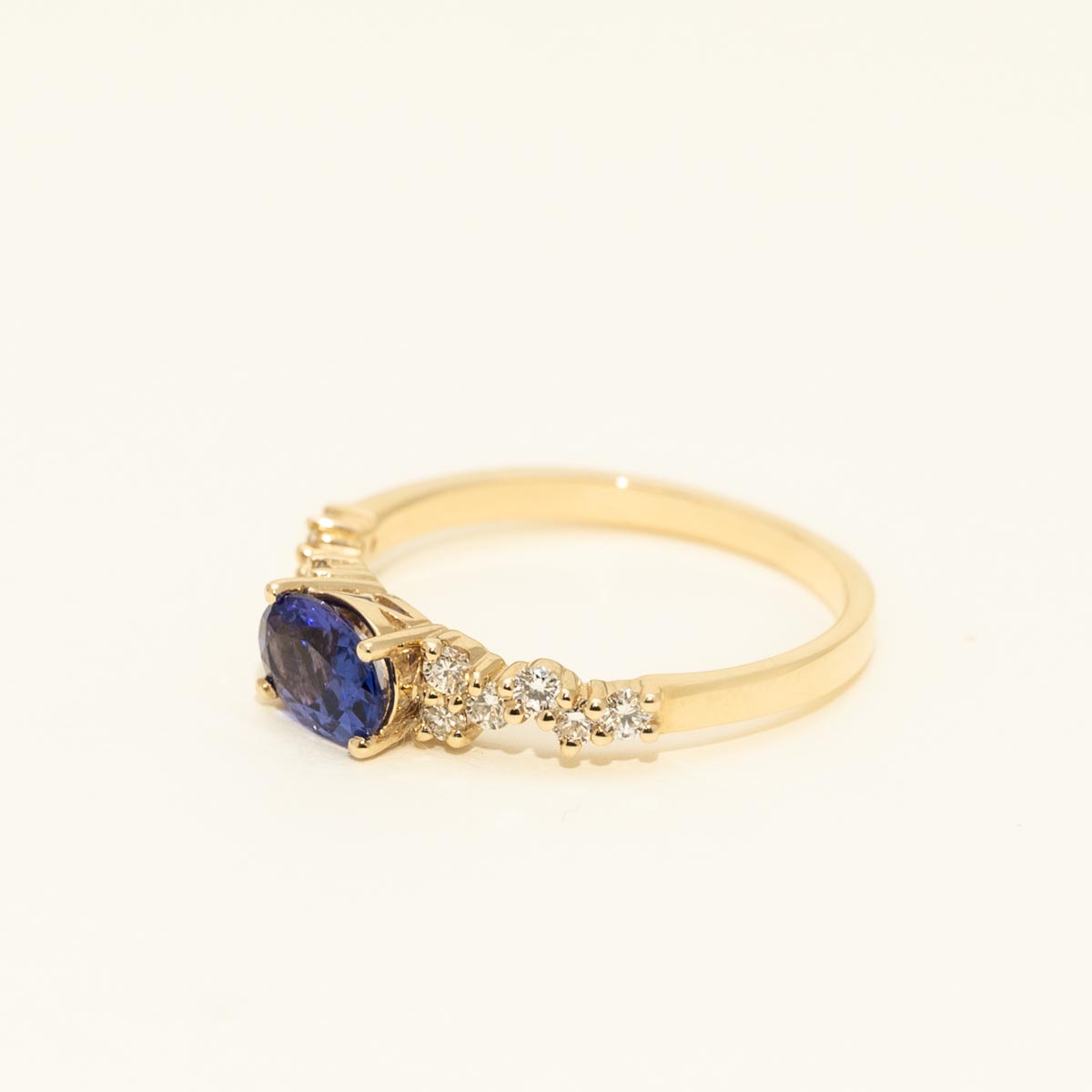 Oval Tanzanite Ring in 14kt Yellow Gold with Diamonds (1/3ct tw)