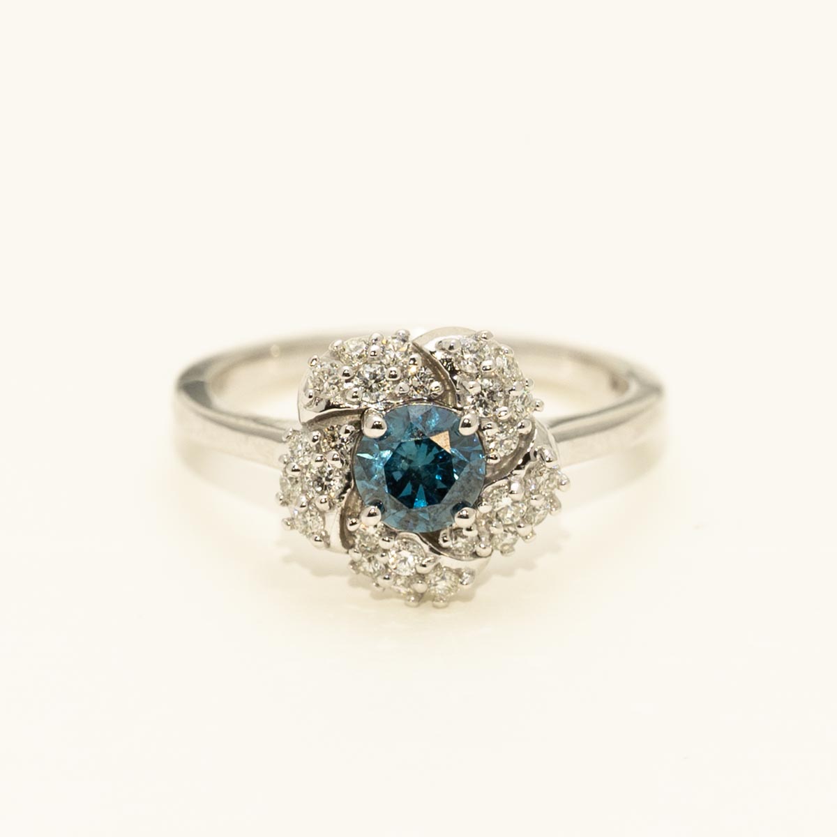 Blue and White Diamond Ring in 14kt White Gold (3/4ct tw)